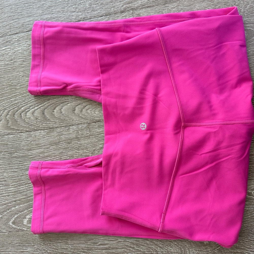 Lululemon Pink Leggings Wunder Under size 8 21”